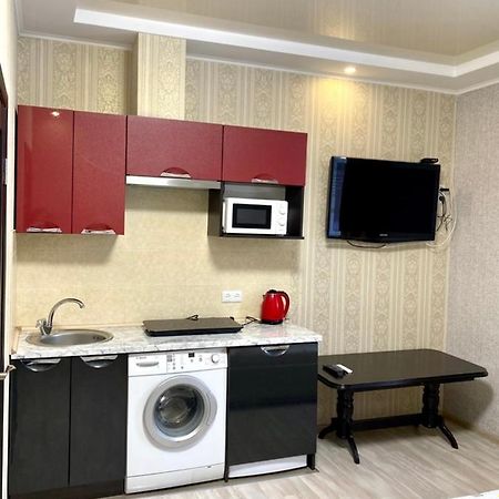 Apartment studio-біля вокзалу-недалеко від центру Львів Екстер'єр фото