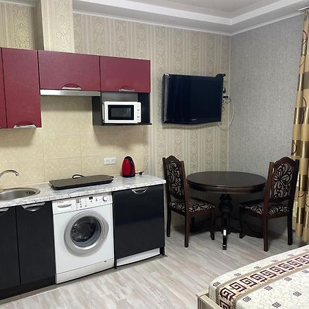 Apartment studio-біля вокзалу-недалеко від центру Львів Екстер'єр фото