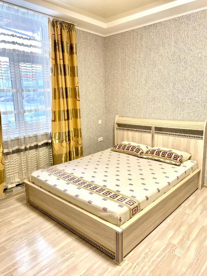 Apartment studio-біля вокзалу-недалеко від центру Львів Екстер'єр фото